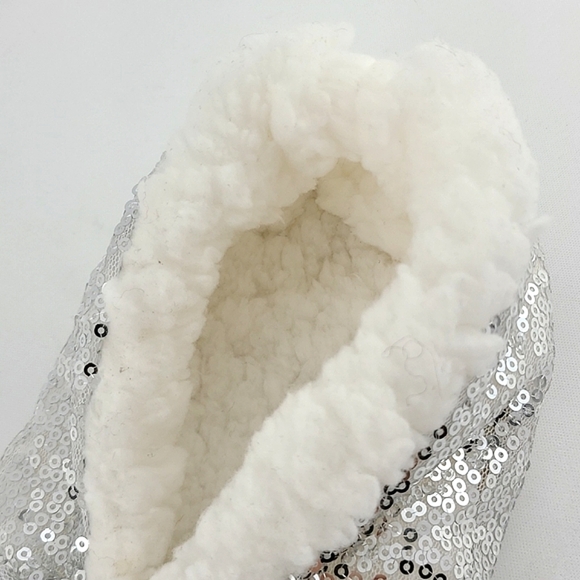⭐️3/ $30⭐️Alotta Knitts Women's Silver Sequins Ballerina Slippers Sherpa Sz M - Picture 3 of 8